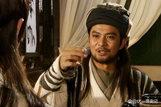 萧峰独胆豪情，酒中对饮长啸，豪气升腾